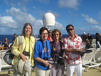 Nina Whiddon, Carol, and Judith hand back our now empty
champagne glasses.